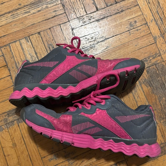 Reebok pink sneakers - Picture 4 of 6
